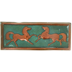 Tableau en cuivre repoussé patiné "Deux 
