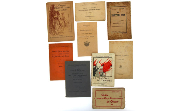 MILITARIA - Ensemble de petits livrets d