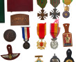 Lot de médailles dont 2 Croix du Combatt