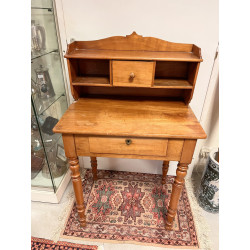 Bureau à gradin en bois fruitier ouvrant