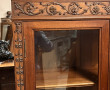 Petite vitrine en acajou ouvrant à 2 por
