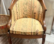 Petit fauteuil dossier gondole en acajou