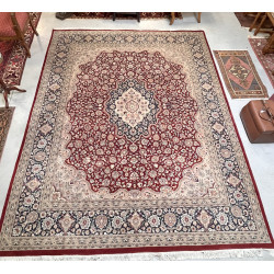 Tapis en laine points noués dans les ton