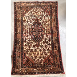 Tapis iranien en laine points noués, 156