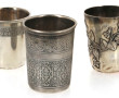 Lot de 3 timbales en argent, poinçon min