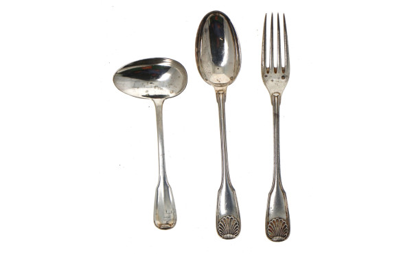 Couvert enfant en argent, poinçon minerv