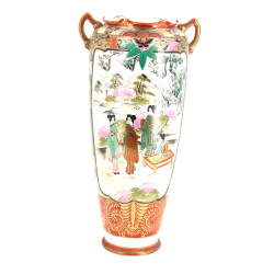 JAPON Xxème - Vase en céramique polychro