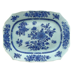 CHINE - Plat rectangulaire en porcelaine