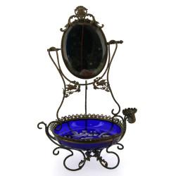 Nécessaire de dame en métal et verre ble