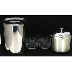 Lot comprenant 6 verres à whisky en verr