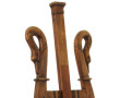 Chevalet en bois sculpté à décor de cols