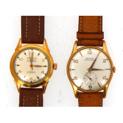 PIERCE et REVUE - Deux montres bracelets