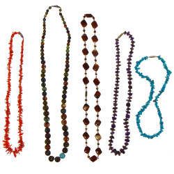 5 colliers fantaisie dont pierres, et un