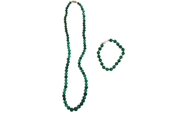 Bracelet et collier en perles de malachi