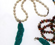 Lot de 8 colliers dont perles d'eau douc