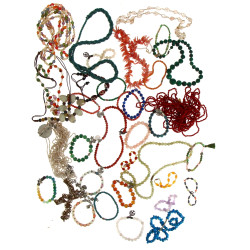 Lot de colliers et bracelets fantaisie v