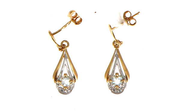 Paire de BO pendantes en or jaune 18 cts