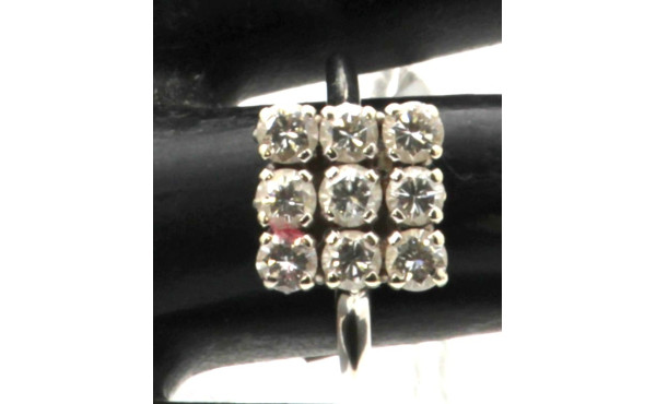 Bague ancienne en or gris 18 cts sertie 