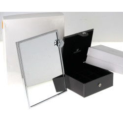 SWAROVSKI - Lot comprenant : un coffret 