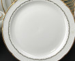 Service de table en porcelaine blanche e