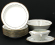 Service de table en porcelaine blanche e