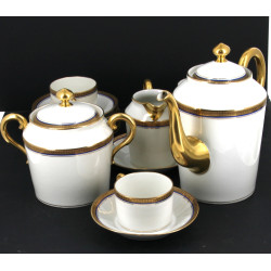 LIMOGES - Service à café en porcelaine b