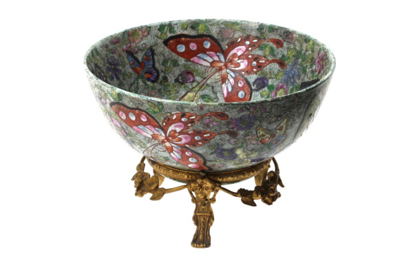CHINE - Coupe creuse en porcelaine polyc