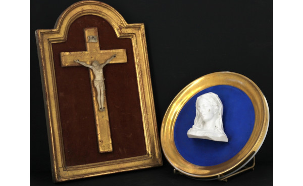 Buste de la Vierge en biscuit blanc de p