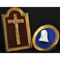 Buste de la Vierge en biscuit blanc de p