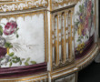 JARDINIÈRE de forme demi-lune en porcela