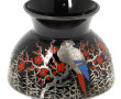 Vase en verre noir à décor d'un perroque