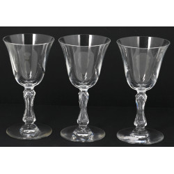 SAINT-LOUIS - 9 verres à pied en cristal