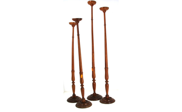 CHAPELLERIE - Ensemble de 4 supports à c