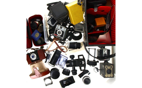 Lot d'accessoires d'appareils photos div