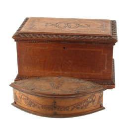 Lot de 2 coffrets anciens en bois, l'un 
