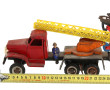 2 camions de pompier en tôle des années 