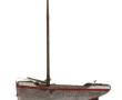 Voilier de bassin ancien, en l'état