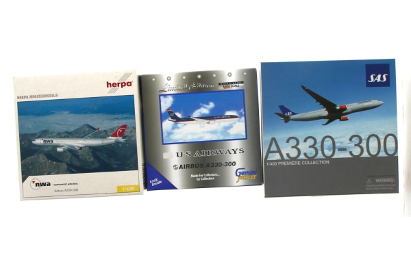AVIATION - 3 modèles réduits d'avions de