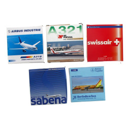 AVIATION - 5 modèles réduits d'avions de