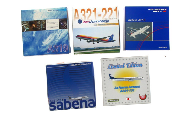 AVIATION - 5 modèles réduits d'avions de