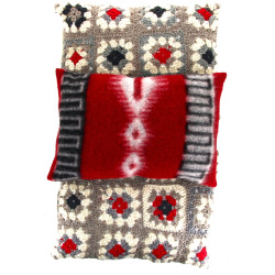Lot de 3 coussins 33 x 44 cm (2) et 29 x