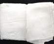Lot de linge comprenant 3 draps dont 2 b