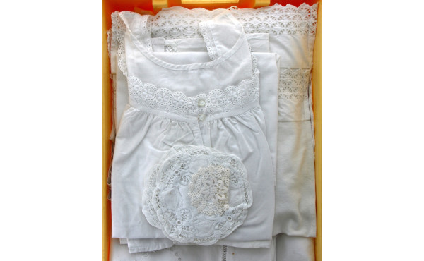 Lot de linge ancien dont linge brodé. Ca