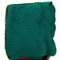 Lot de 2 boutis provenciaux et linge div