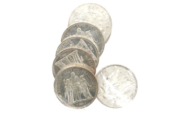 8 pièces de 10 F argent