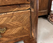 Commode XVIIIème en placage, ouvrant à 3