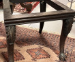 Châssis de chaise médaillon en bois fonc