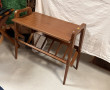 Table porte-revue style scandinave, H 55