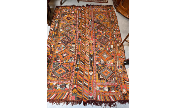 Tapis de tribu en laine colorée, 230 x 1