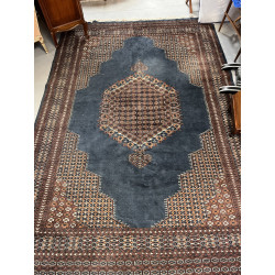 Grand tapis en laine points noués à fond